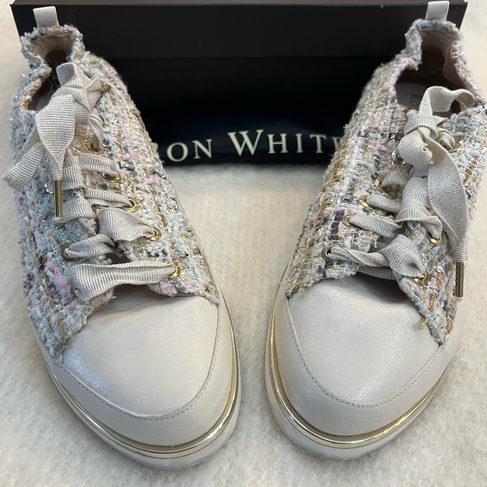 Ron White nova multi tweed boucle size U.S. 9.5. $100